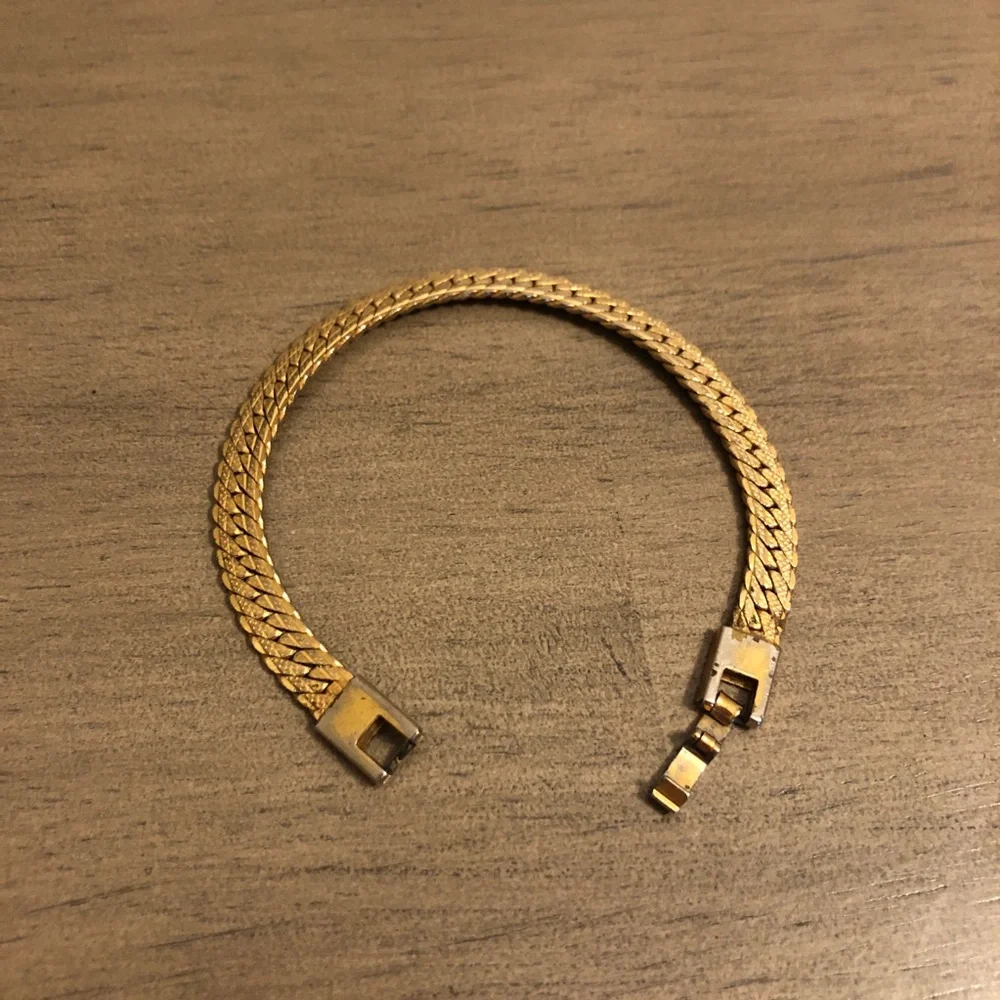 Vintage Gold Tone Bracelet